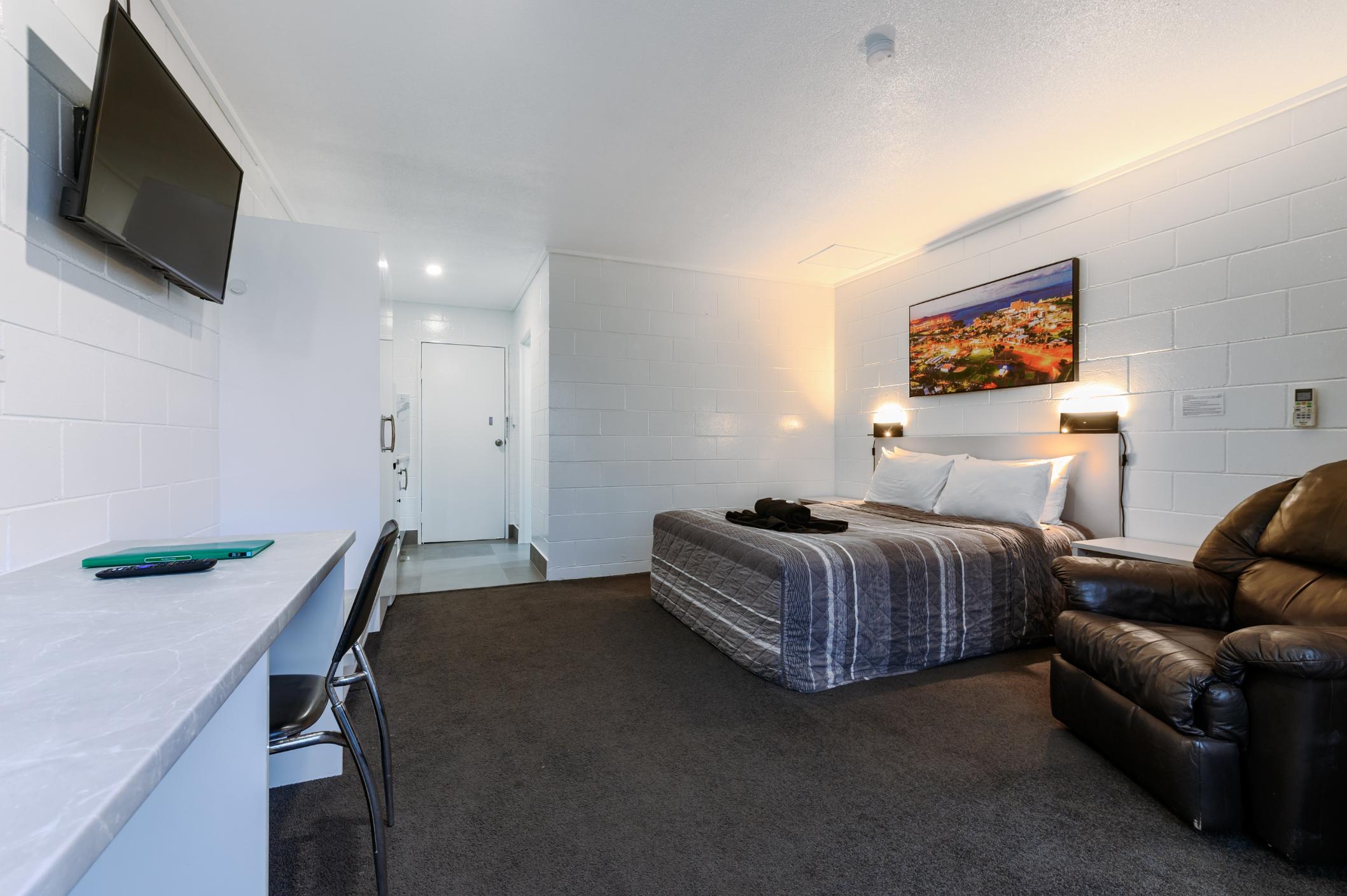Aaron Motel 